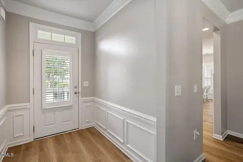 527 Tomkins Loop Cary NC 27519