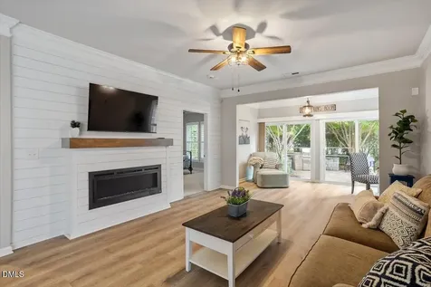 527 Tomkins Loop Cary NC 27519
