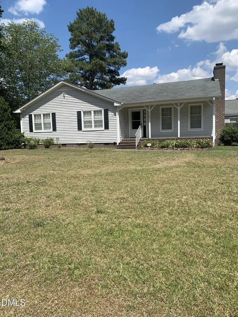 1129 Strawbush Road Rocky Mount NC 27804