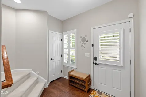442 Panorama View Loop Cary NC 27519