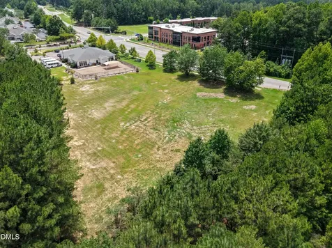 451 Commons Drive Holly Springs NC 27540