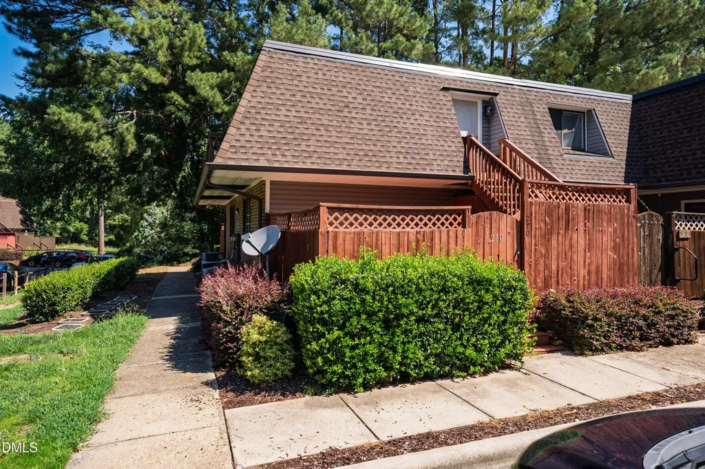270 Summerwalk Circle Chapel Hill NC 27517