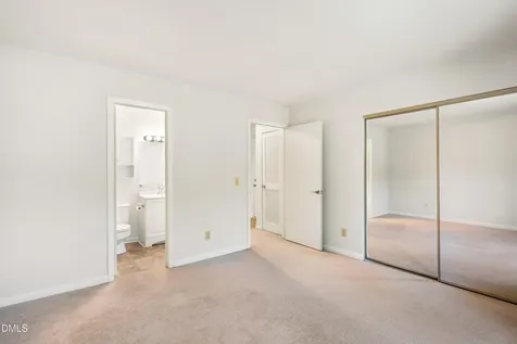 270 Summerwalk Circle Chapel Hill NC 27517