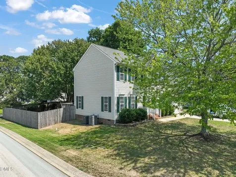 1000 Holly Meadow Drive Holly Springs NC 27540
