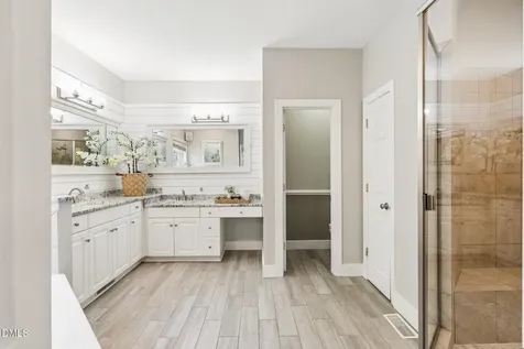 2103 W Marilyn Circle Cary NC 27513