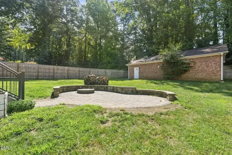 2103 W Marilyn Circle Cary NC 27513