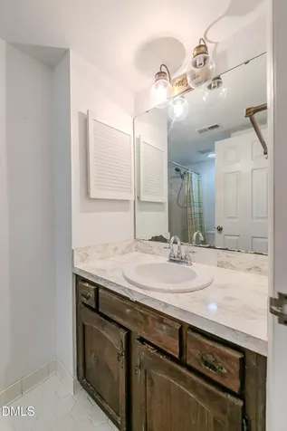 1805 Albacore Lane Raleigh NC 27612