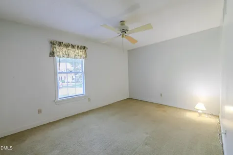 1805 Albacore Lane Raleigh NC 27612