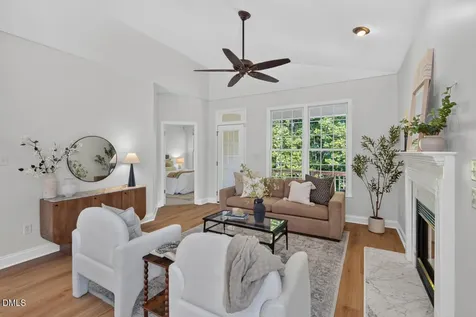 806 Carved Oak Drive Durham NC 27707