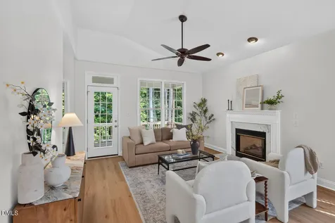 806 Carved Oak Drive Durham NC 27707