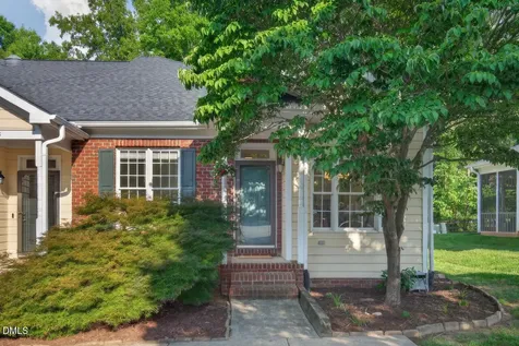 806 Carved Oak Drive Durham NC 27707