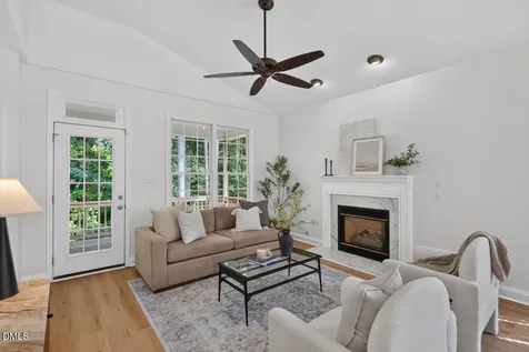 806 Carved Oak Drive Durham NC 27707