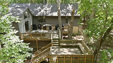 3513 Travis Court Chapel Hill NC 27516