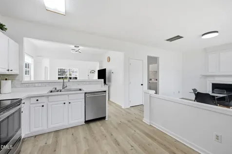 105 N Honey Springs Fuquay Varina NC 27526
