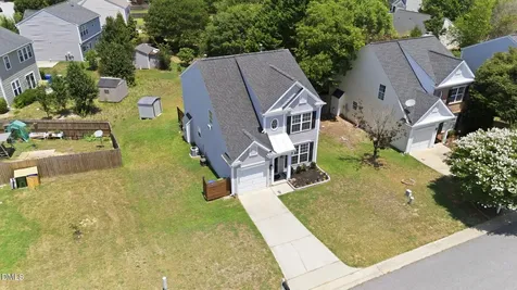 105 N Honey Springs Fuquay Varina NC 27526