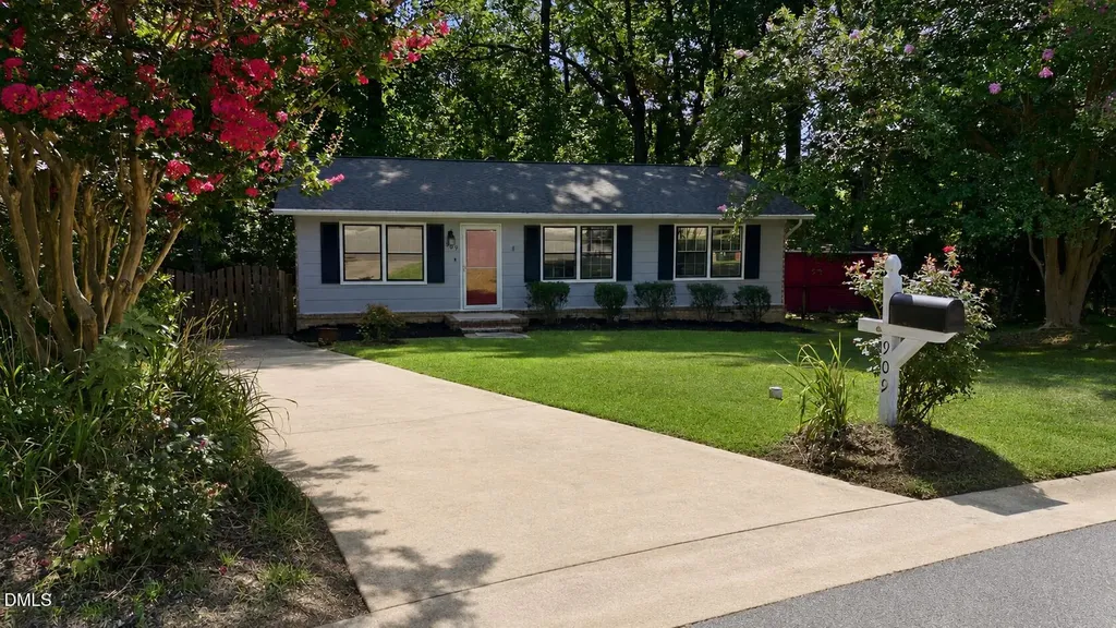 909 Bryn Mawr Court Apex NC 27502