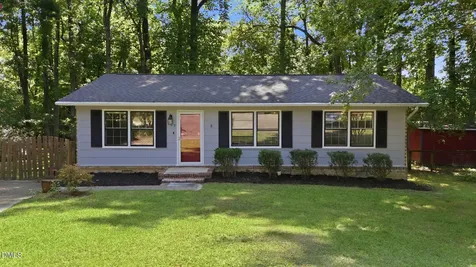 909 Bryn Mawr Court Apex NC 27502