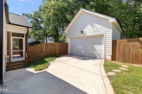 336 W Earp Street Holly Springs NC 27540
