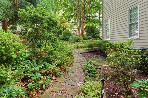 10732 Trappers Creek Drive Raleigh NC 27614