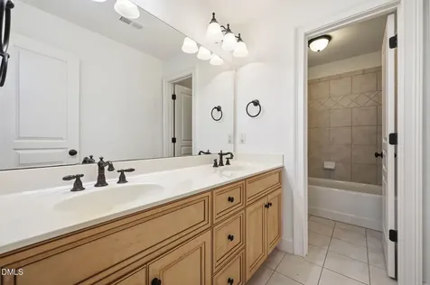 1352 Old Bramble Lane Fuquay Varina NC 27526