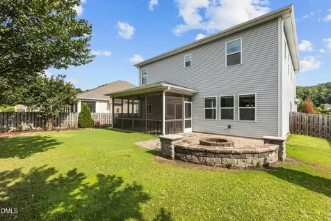 209 S Harrison Place Lane Fuquay Varina NC 27526