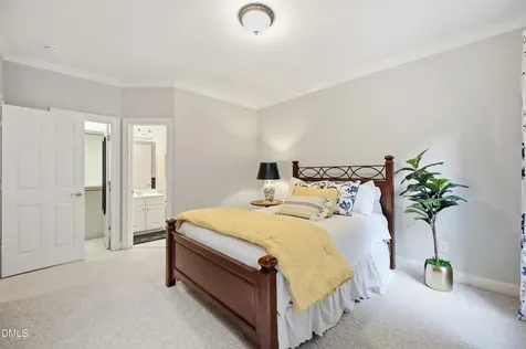 202 Briardale Avenue Cary NC 27519