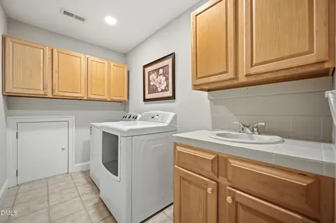 202 Briardale Avenue Cary NC 27519