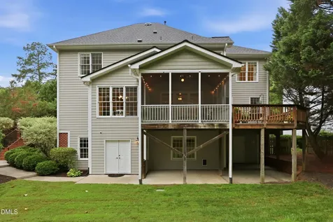 202 Briardale Avenue Cary NC 27519