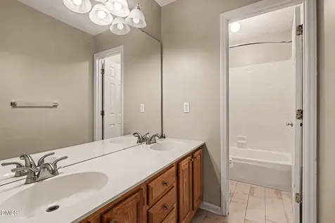 311 Durington Place Cary NC 27518