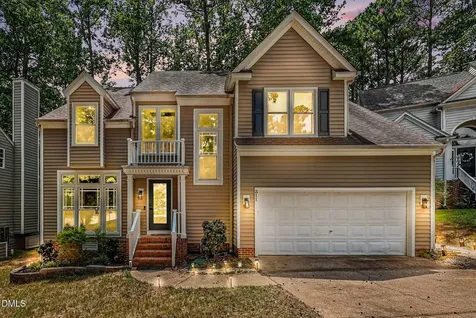 311 Durington Place Cary NC 27518