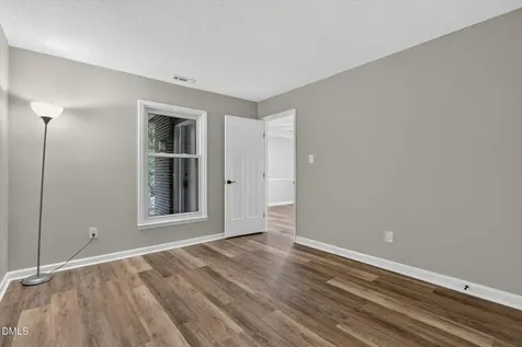 3425 Mill Run Raleigh NC 27612