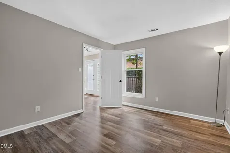 3425 Mill Run Raleigh NC 27612