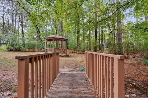 3425 Mill Run Raleigh NC 27612
