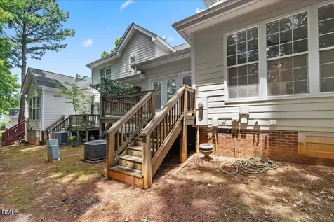 7647 Astoria Place Raleigh NC 27612