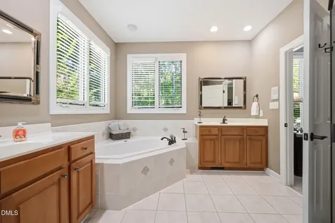 5417 Greensflag Lane Fuquay Varina NC 27526