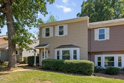 5433 Pine Top Circle Raleigh NC 27612