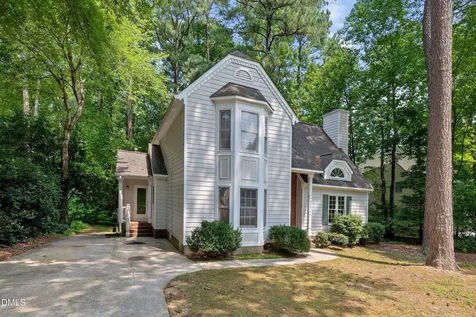 5325 Fairmead Circle Raleigh NC 27613