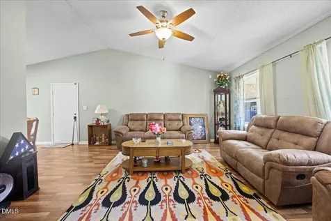 5005 Whisper Court Raleigh NC 27616