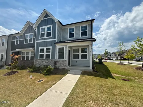 2460 E Hutch Lane Apex NC 27523