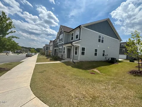 2460 E Hutch Lane Apex NC 27523