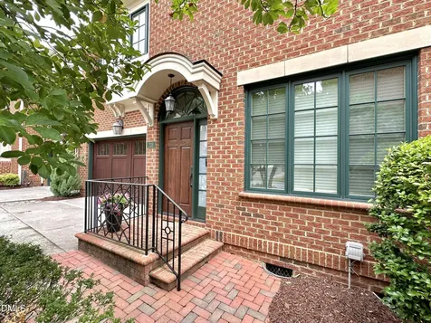 208 Old Franklin Grove Drive Chapel Hill NC 27514