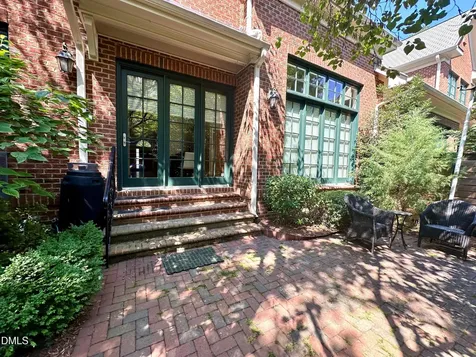 208 Old Franklin Grove Drive Chapel Hill NC 27514