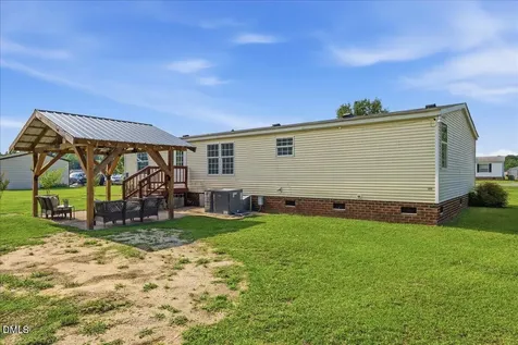 102 Clifton Ridge Drive Pikeville NC 27863