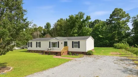 102 Clifton Ridge Drive Pikeville NC 27863