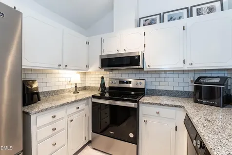 3263 Mill Run Raleigh NC 27612
