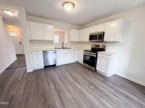 3358 Neptune Drive Raleigh NC 27604