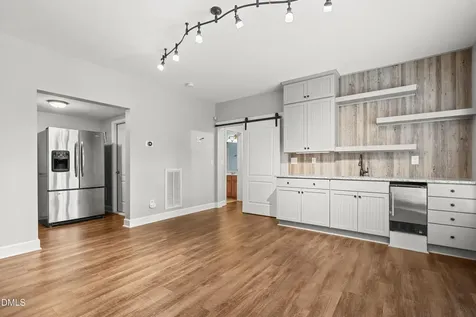 534 Siltstone Place Cary NC 27519
