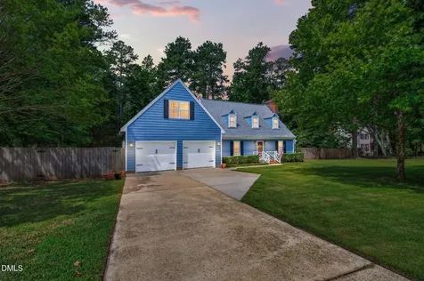 2900 Meadowview Court Apex NC 27539