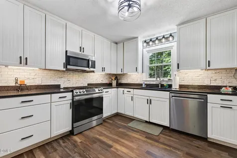 2900 Meadowview Court Apex NC 27539