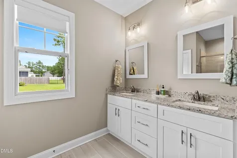 137 Shadybrook Drive Benson NC 27504
